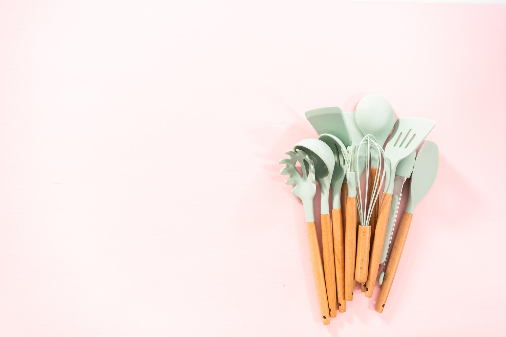 Subscription plan illustration with kitchen tools